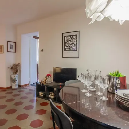 Corte Al Castello * Perledo