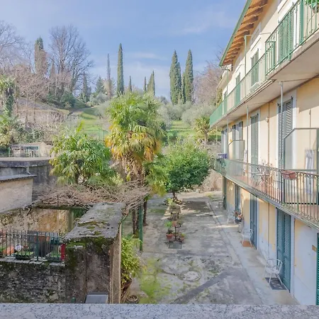 Corte Al Castello شقة Perledo